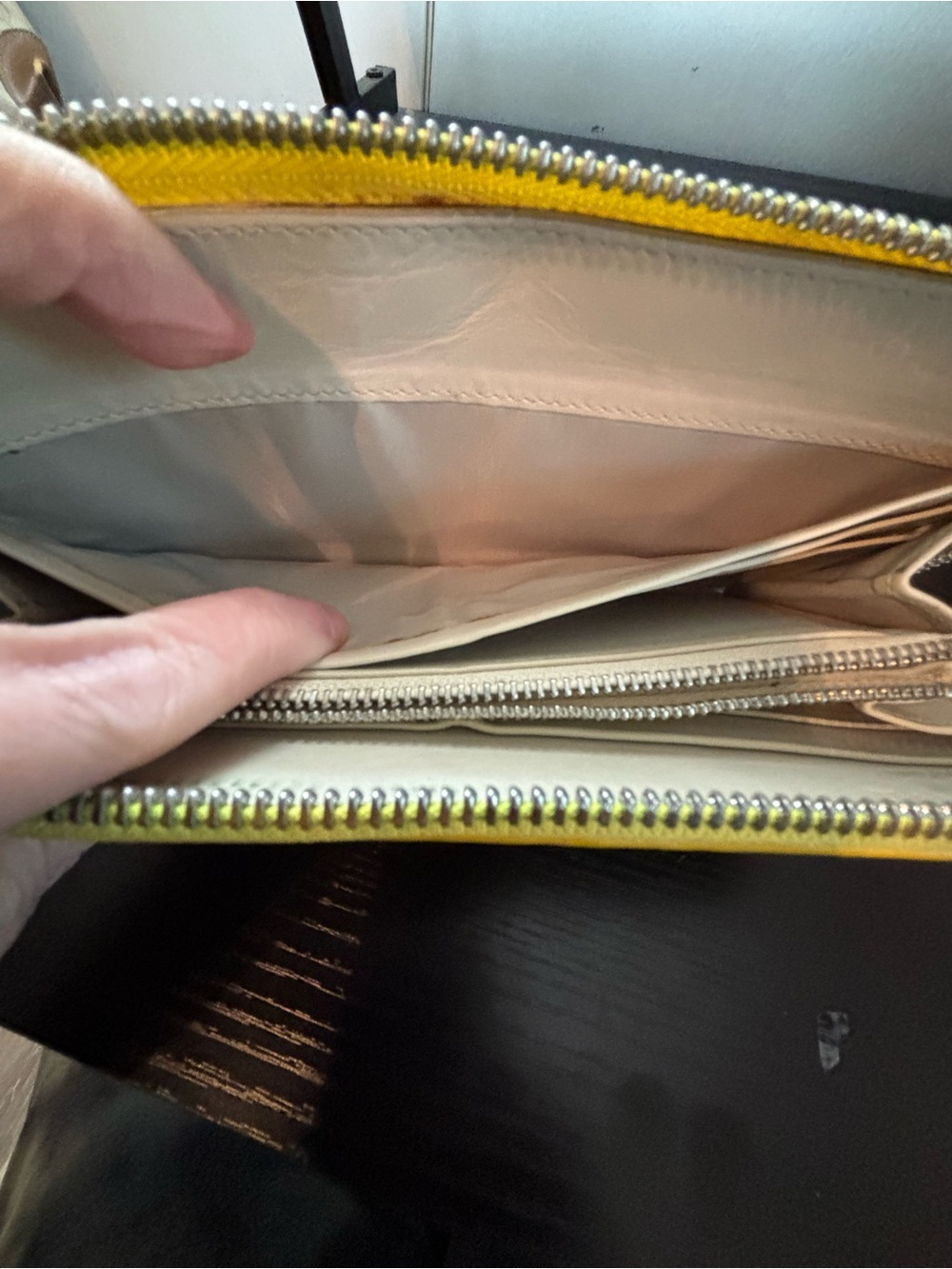 Authentic Loewe Repeat Anagram Zip Around Wallet Yellow Calfskin Excellent Cond - Picture 11 of 11